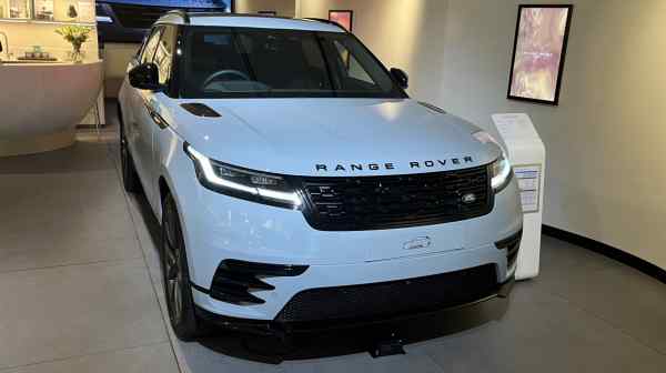 A Range Rover by JLR. The company was the target of a major cyberattack in late August. (Photo by Sotaro Yumae)
