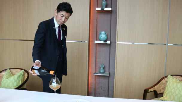 Sommelier Akihiko Nosaka has been enthusiastically acquiring Chinese wine for the Mandarin Oriental hotel in Tokyo. (Photo by Mina Ashikawa)